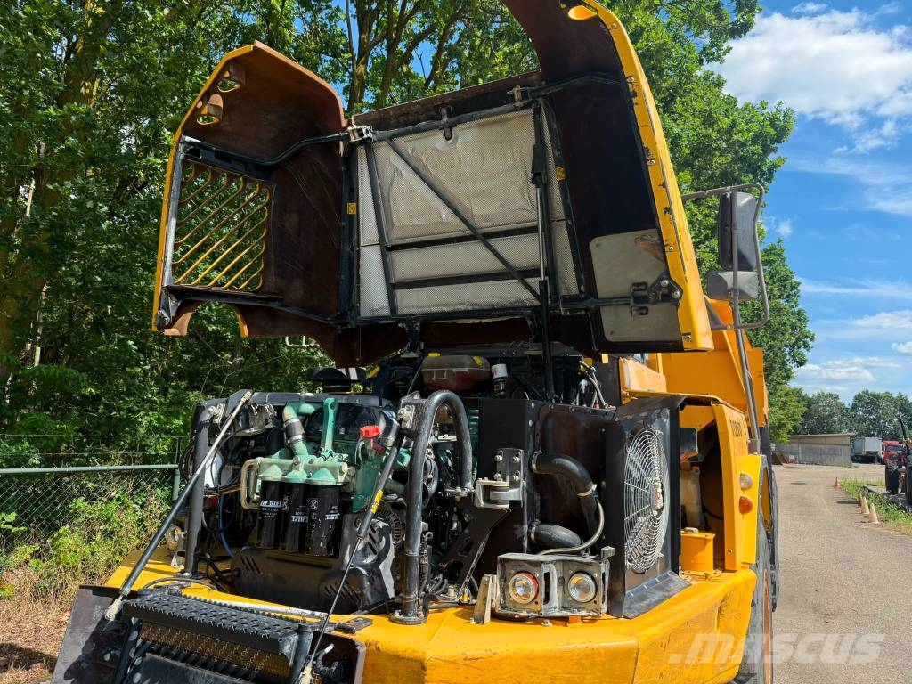 Volvo A 25 E Dumpperit