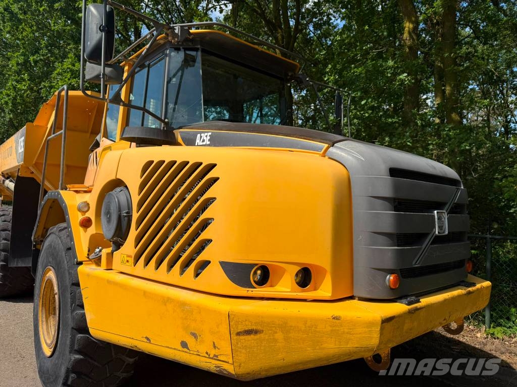 Volvo A 25 E Dumpperit