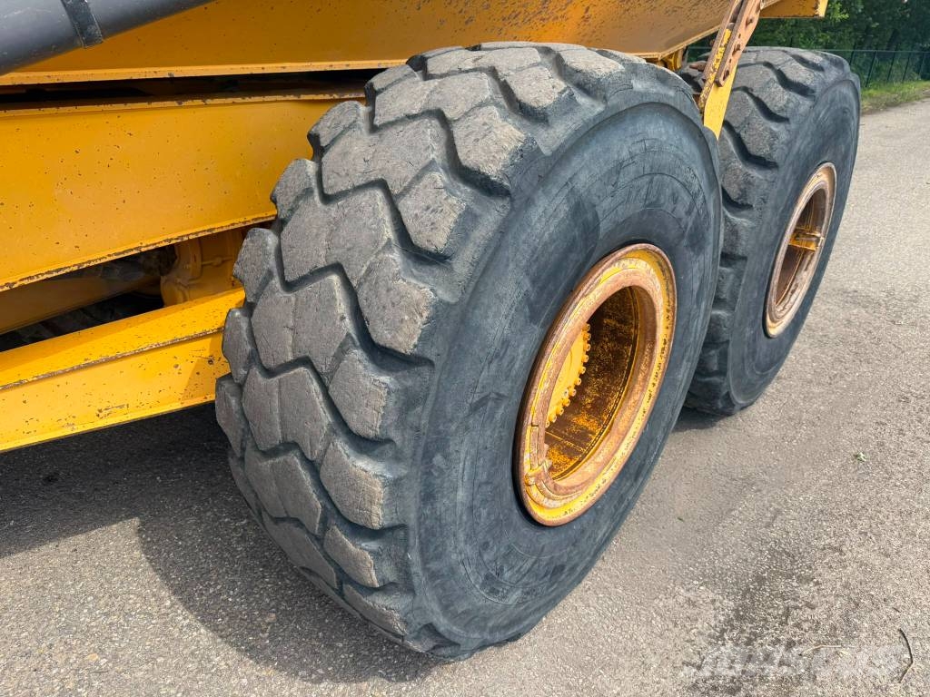 Volvo A 25 E Dumpperit