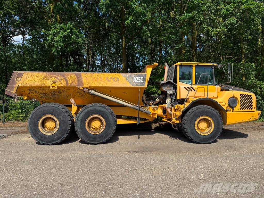 Volvo A 25 E Dumpperit