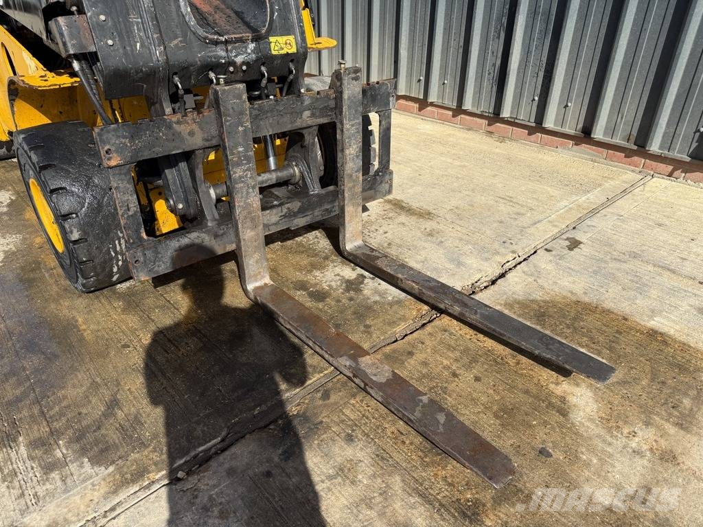JCB TLT 35 D Teletruk 4x4 Telehandler Teleszkópos rakodók