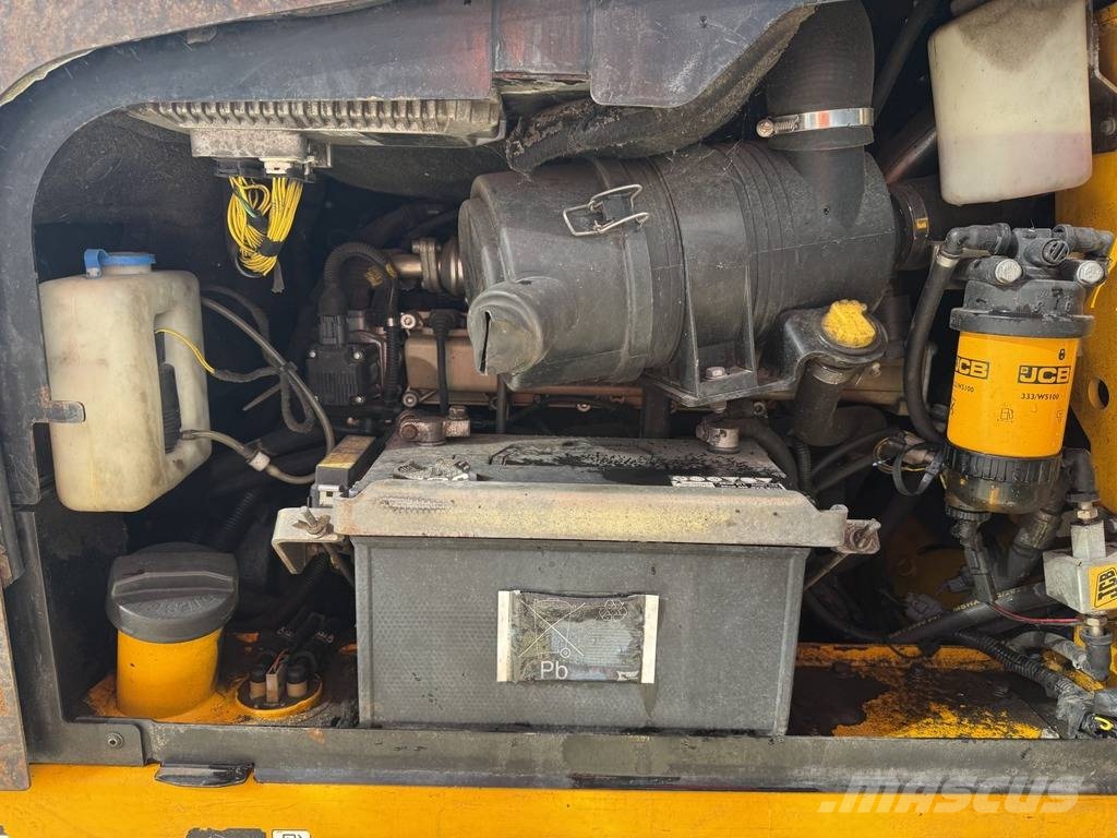JCB TLT 35 D Teletruk 4x4 Telehandler Teleszkópos rakodók