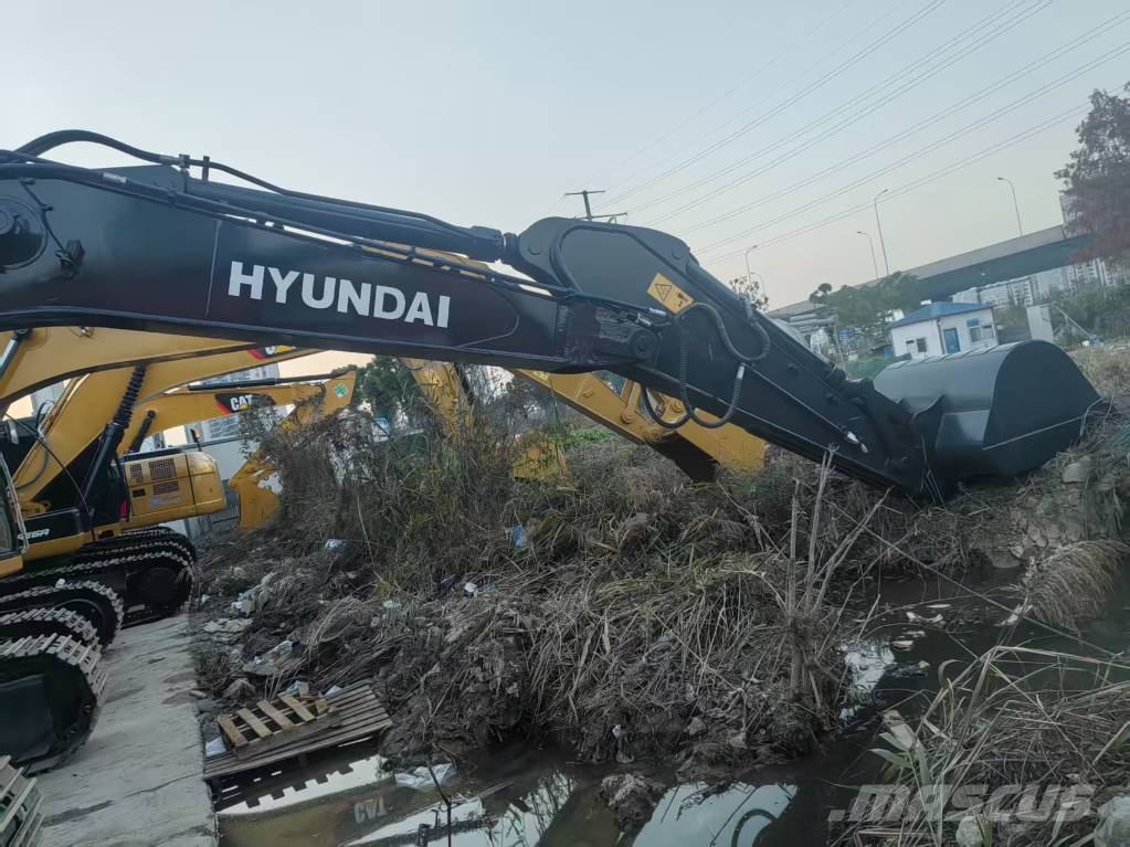 Hyundai 305LC-9T 대형 굴삭기 29톤 이상