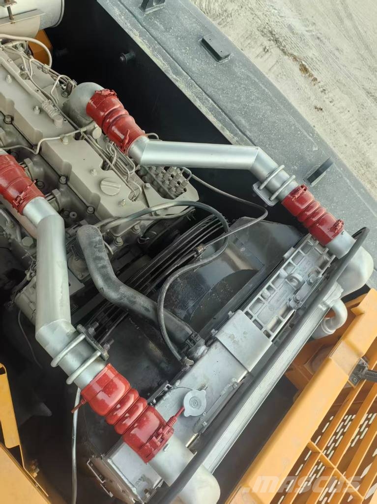 Hyundai 305LC-9T 대형 굴삭기 29톤 이상