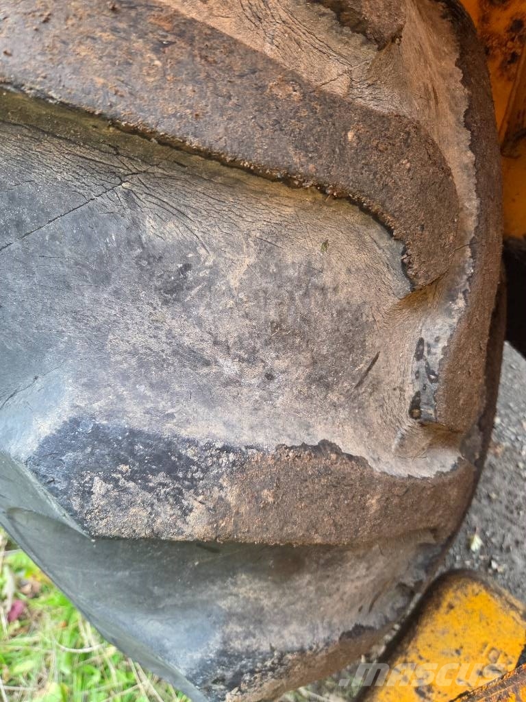 JCB 3 CX SM Terne