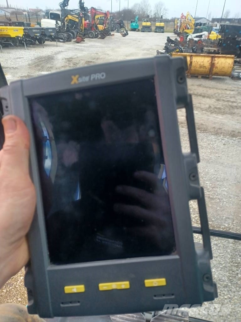 Kobelco SK 230 SR LC - 5 E, UTHYRES Excavadoras sobre orugas