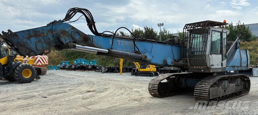 Fuchs RHL 350 Waste / industry handlers