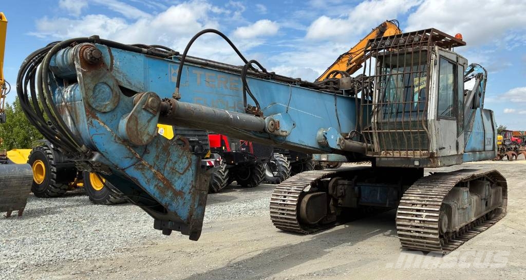 Fuchs RHL 350 Waste / industry handlers