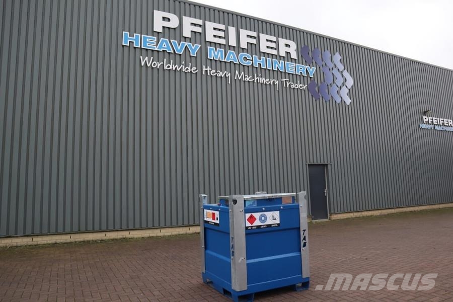 TAB 950 Compact New IBC-950 Compact fuel box for f Brandstof-en toegevoegde tanks
