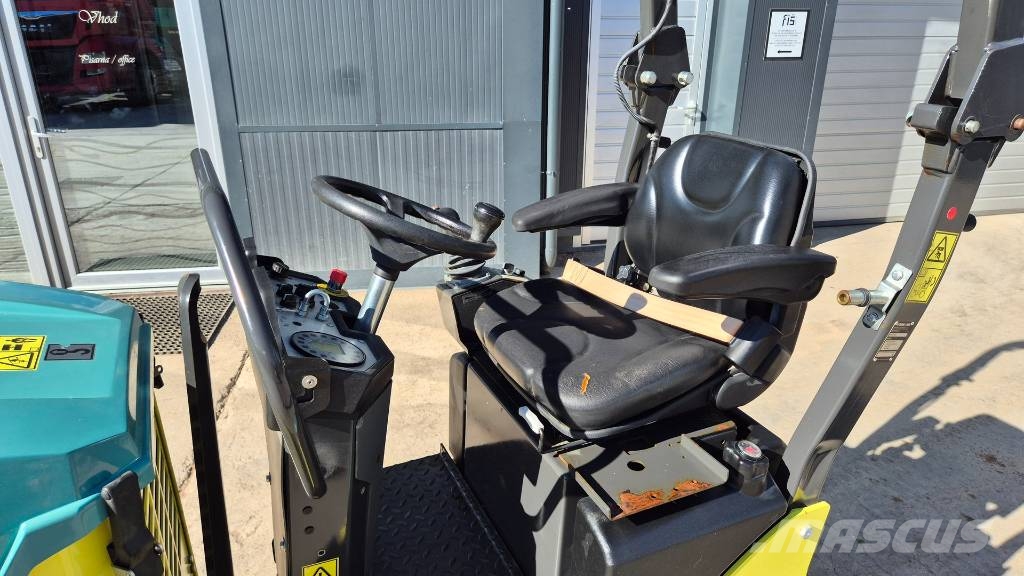 Ammann ARX20-2 - 2023 YEAR - 230 HOURS Tandem Valser