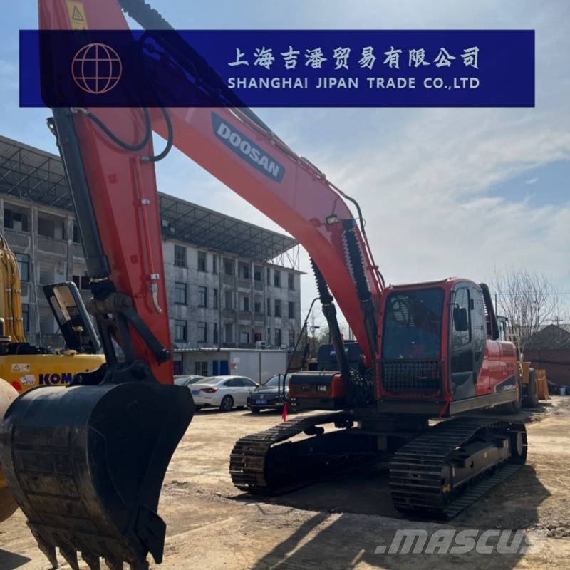 Doosan DX 225 Raupenbagger