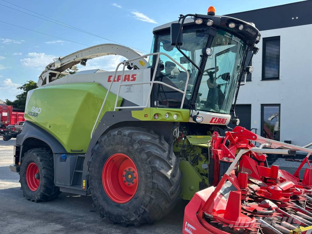 CLAAS Jaguar 840 Selbstfahrende Häcksler