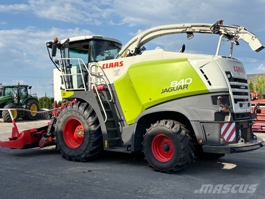 CLAAS Jaguar 840 Selbstfahrende Häcksler