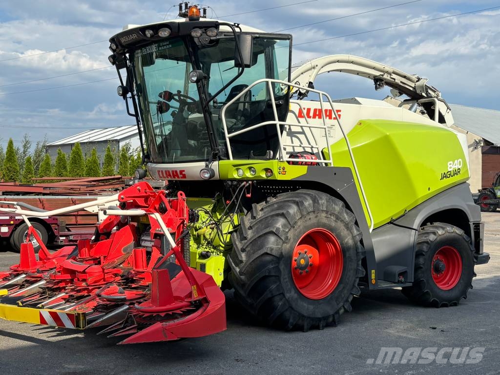CLAAS Jaguar 840 Selbstfahrende Häcksler