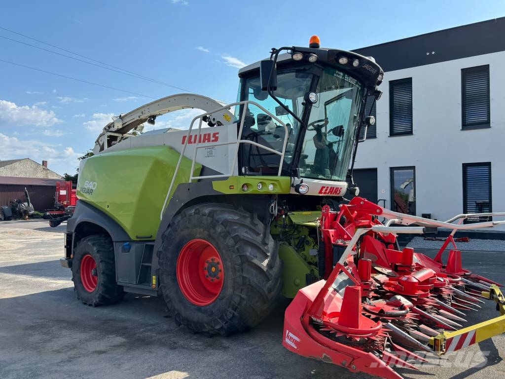 CLAAS Jaguar 840 Selbstfahrende Häcksler