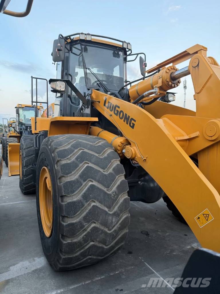 LiuGong 870 H Plenty of wheel loaders in stock Utovarivači na kotačima
