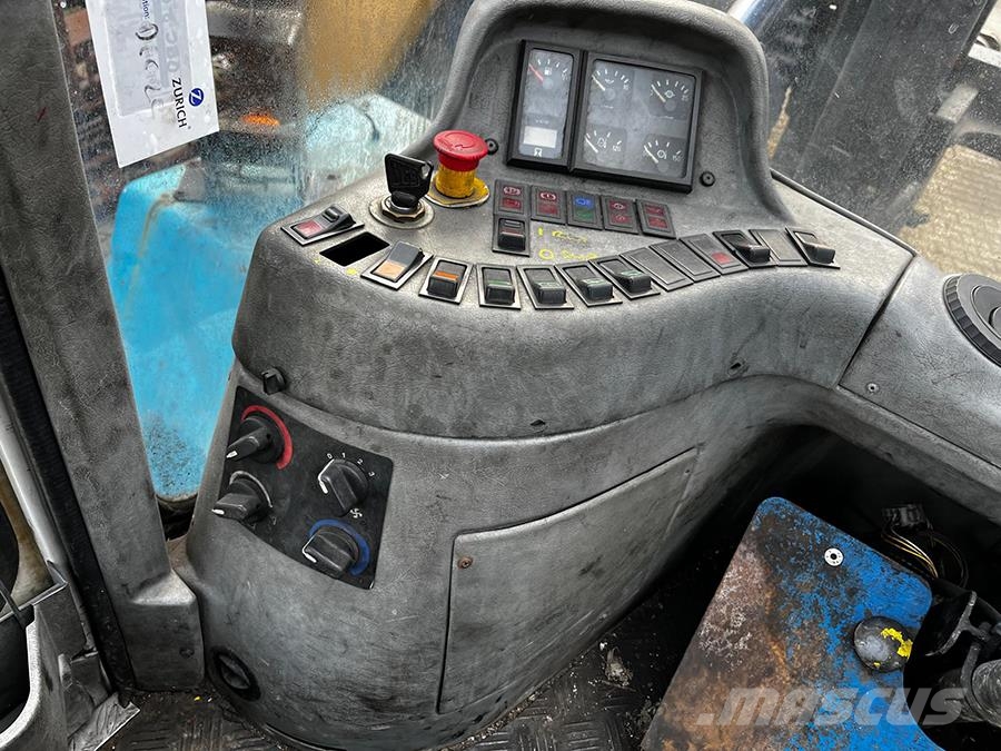 SMV Konecranes SL28-1200A 디젤 지게차