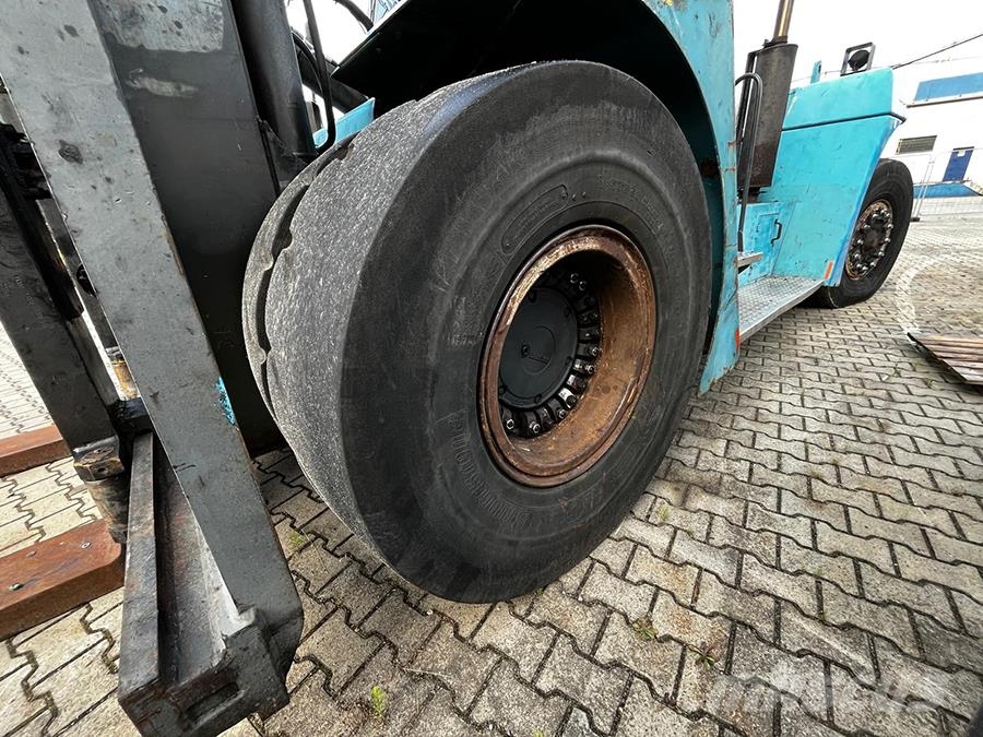 SMV Konecranes SL28-1200A شاحنات الديزل