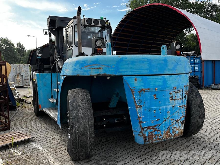 SMV Konecranes SL28-1200A شاحنات الديزل