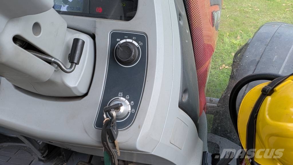 Valtra T 174 E Forsttraktoren