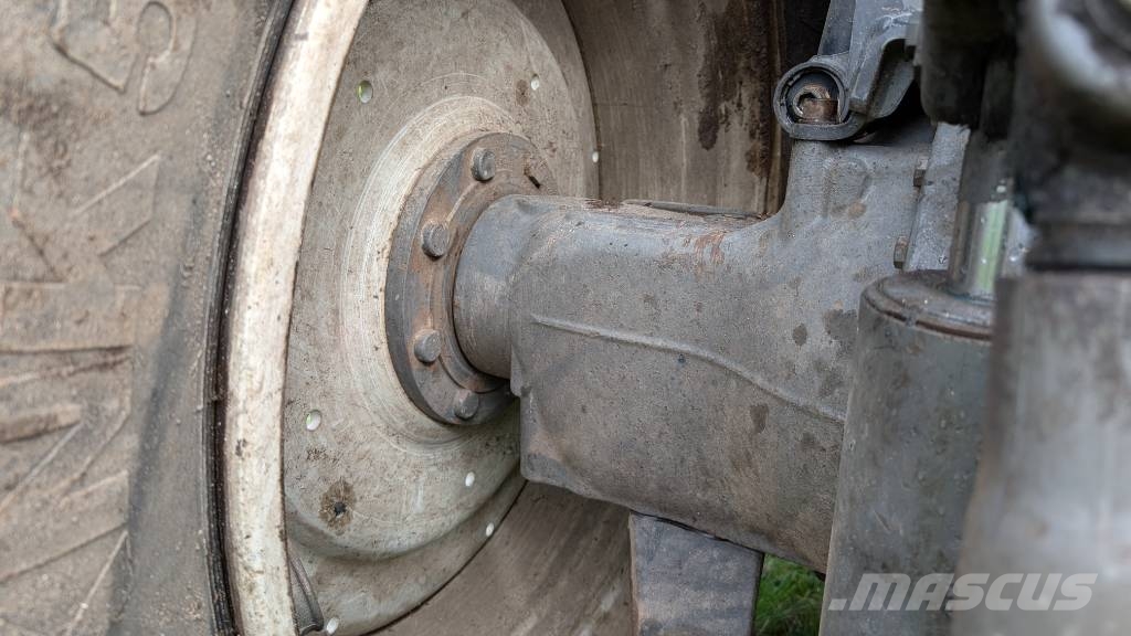 Valtra T 174 E Forsttraktoren