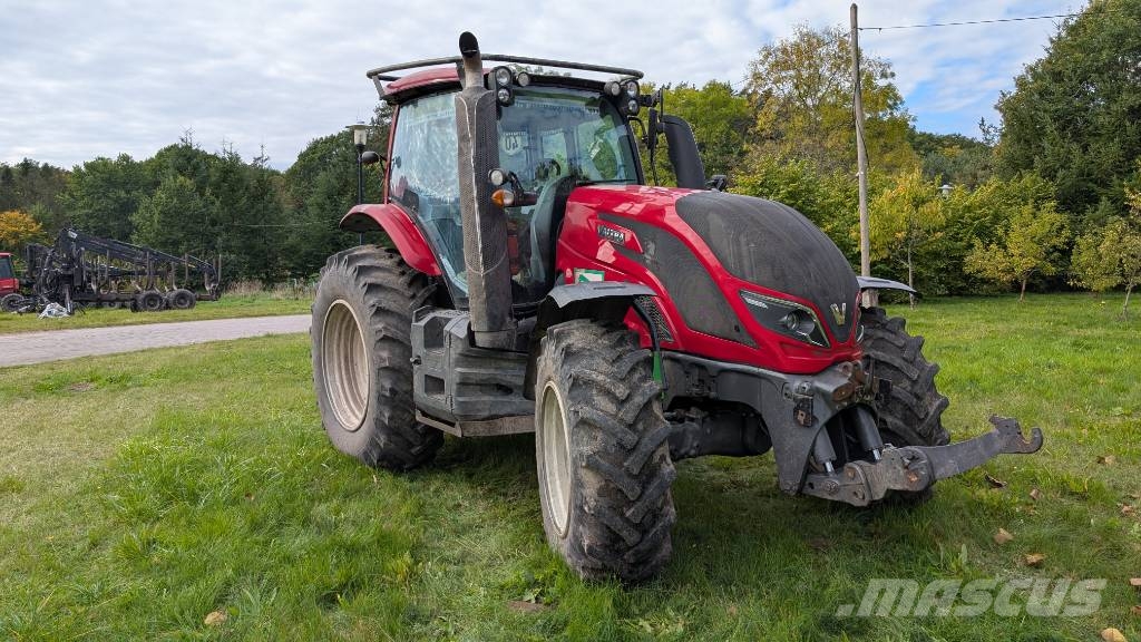 Valtra T 174 E Forsttraktoren