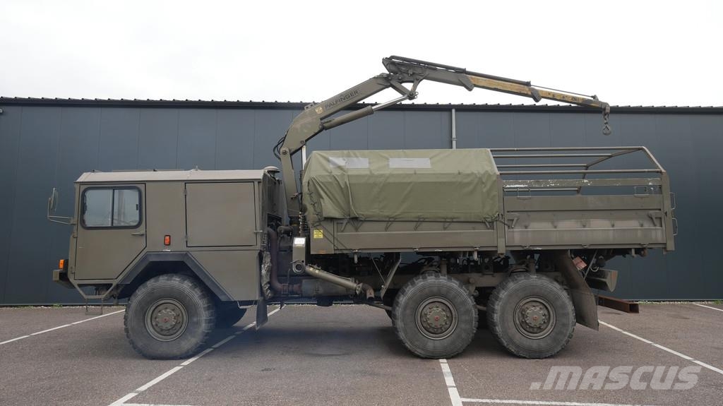 MAN 20-230 G1 OEAF MANCAT V8 6X6 open box with Palfing Kranen voor alle terreinen