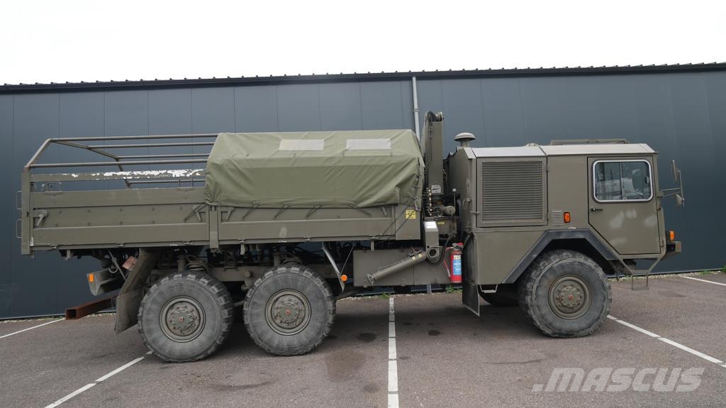 MAN 20-230 G1 OEAF MANCAT V8 6X6 open box with Palfing Kranen voor alle terreinen