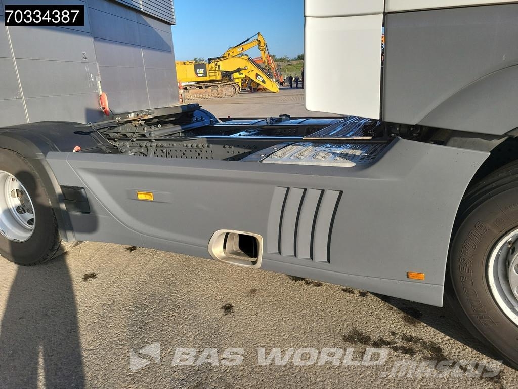 Mercedes-Benz Actros 1845 4X2 StreamSpace Retarder APK 02-2027 S Vlačilci