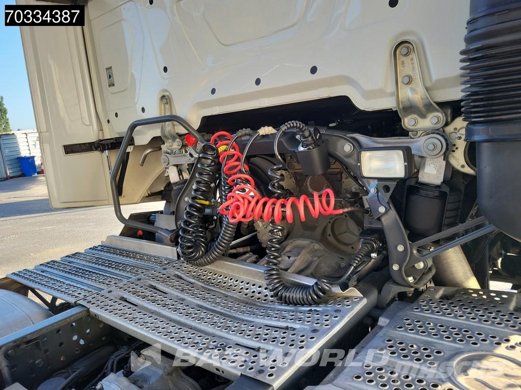 Mercedes-Benz Actros 1845 4X2 StreamSpace Retarder APK 02-2027 S Dragbilar