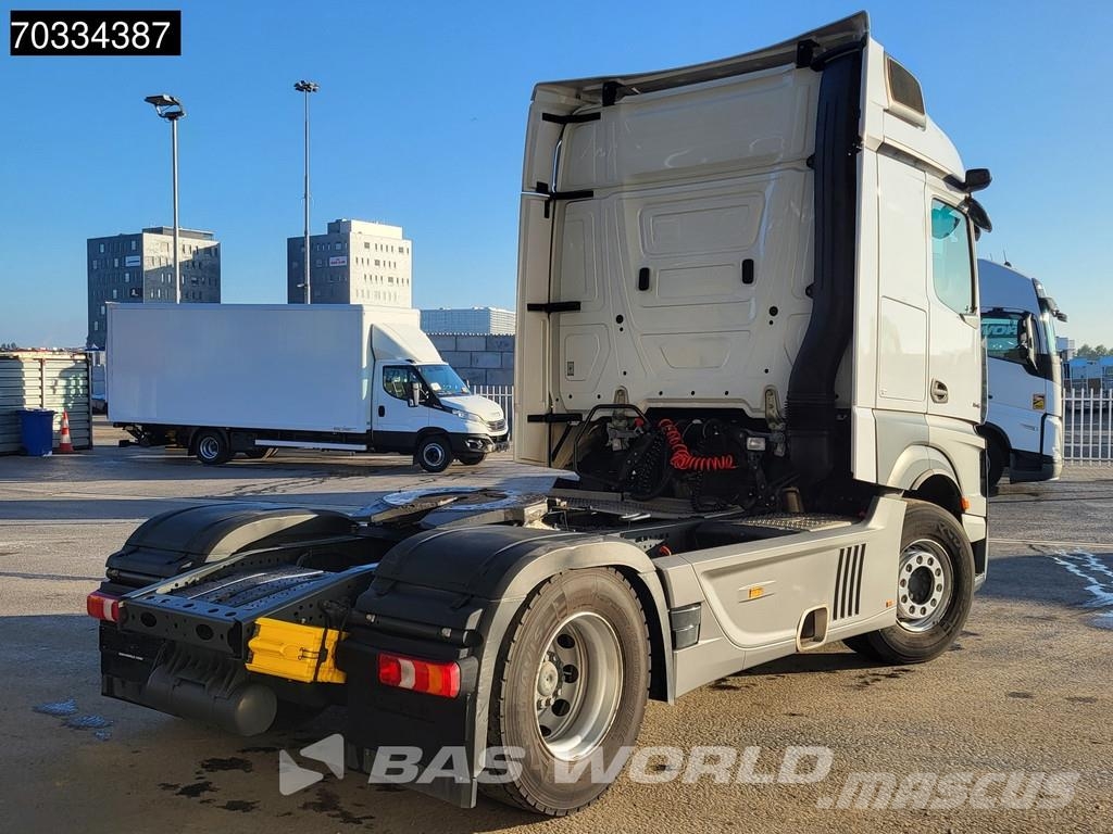 Mercedes-Benz Actros 1845 4X2 StreamSpace Retarder APK 02-2027 S Vlačilci