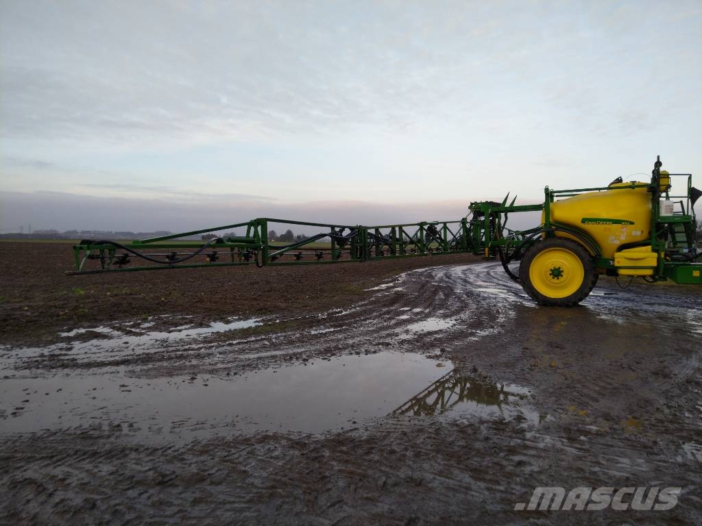 John Deere 832 Haagispritsid