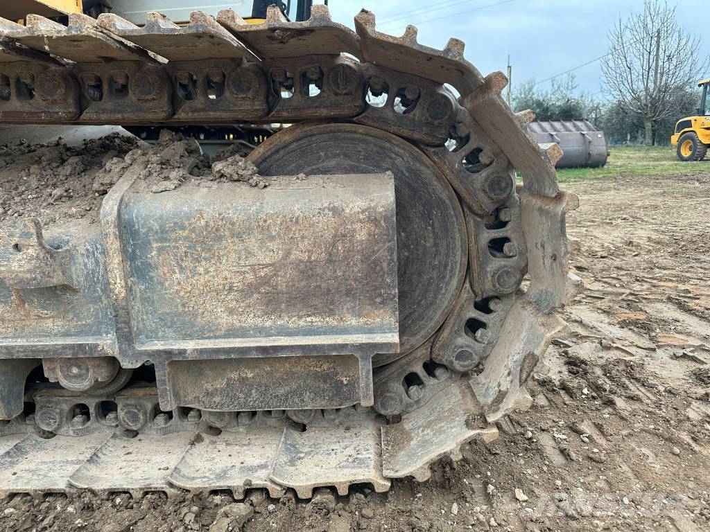 Liebherr R 926 LC Paletli ekskavatörler