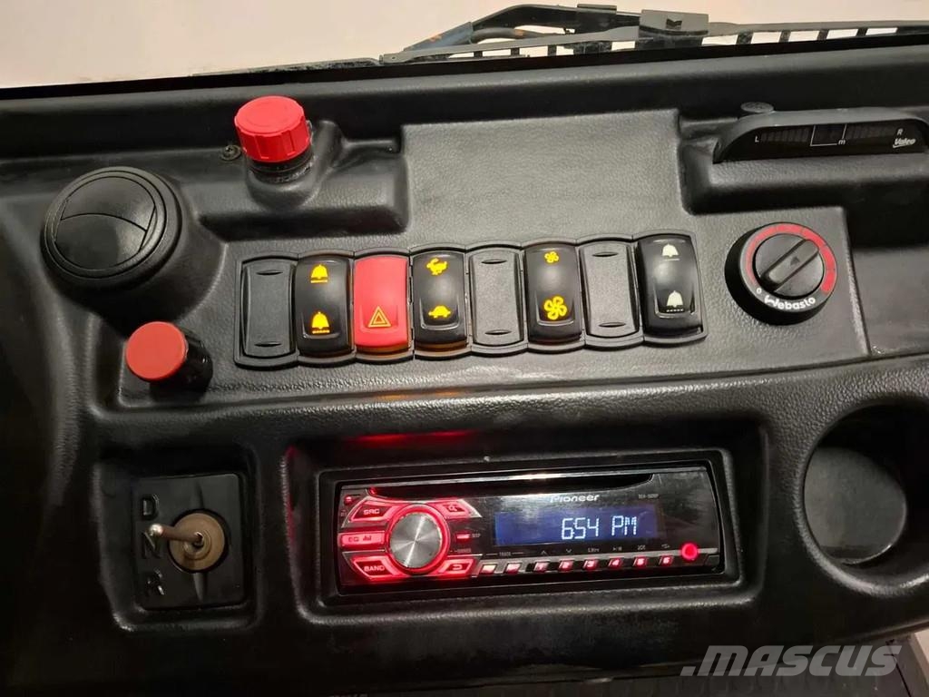 Mega M10 ECO Bedrijfswagen / NIEUWE APK ! / RK-437-P Carros