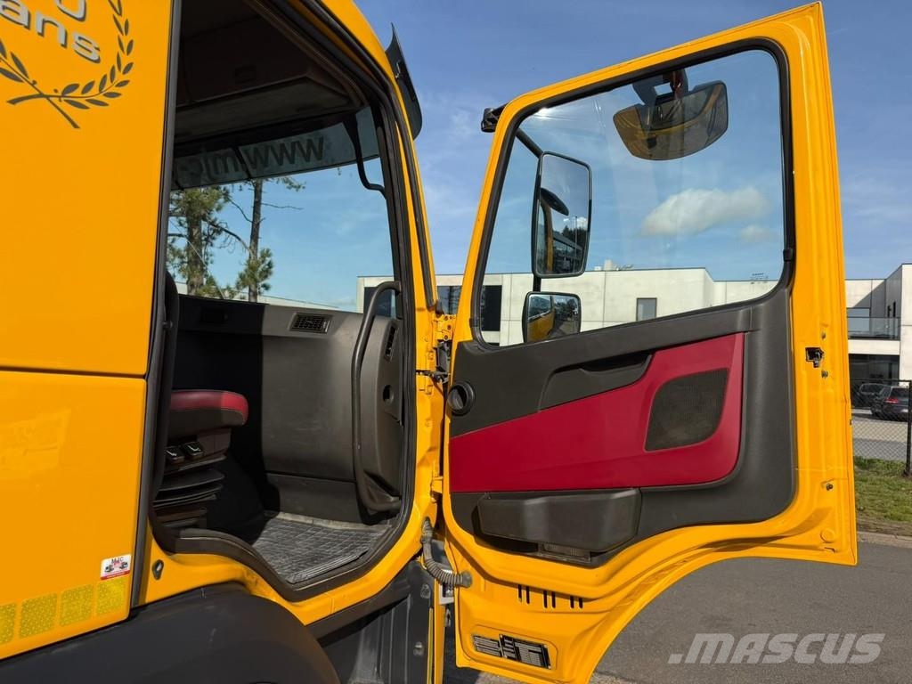 Volvo FM 420 6x4 AJK HOOKLIFT / HAAK 20T - 5760mm - WB 3 Vrachtwagen met containersysteem