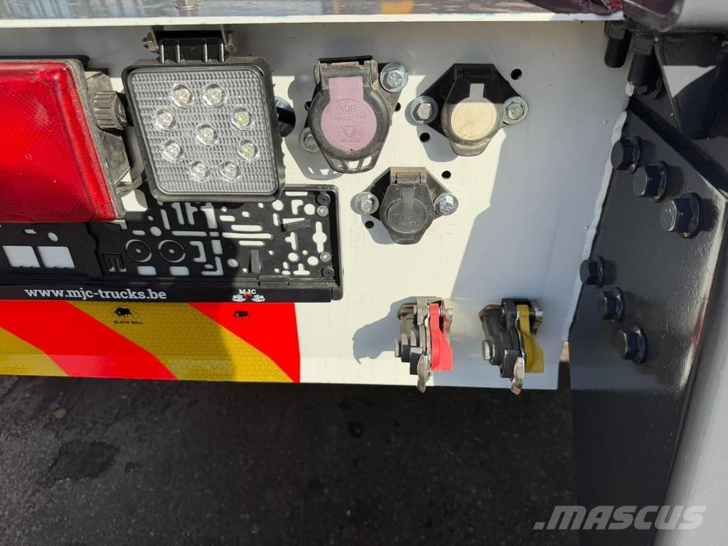 Volvo FM 420 6x4 AJK HOOKLIFT / HAAK 20T - 5760mm - WB 3 Vrachtwagen met containersysteem