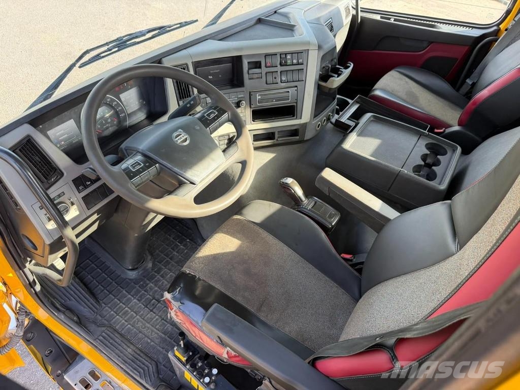 Volvo FM 420 6x4 AJK HOOKLIFT / HAAK 20T - 5760mm - WB 3 Abrollkipper