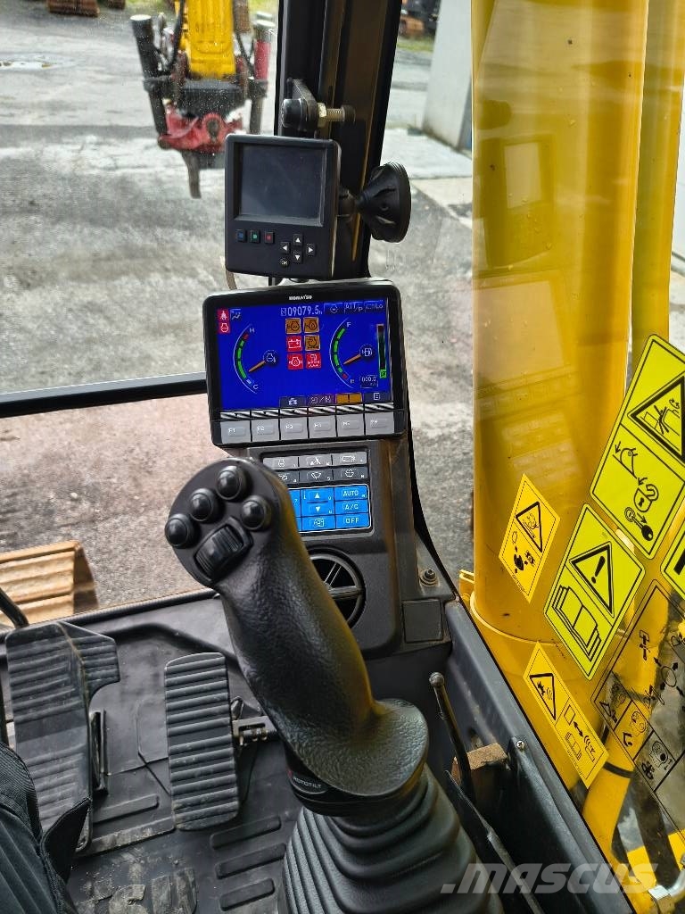 Komatsu PC 228 USLC-10 Telakaivukoneet