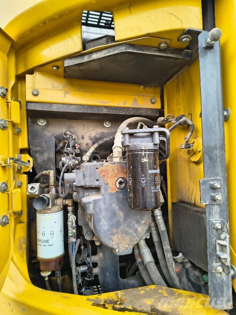 Komatsu PC 228 USLC-10 Telakaivukoneet