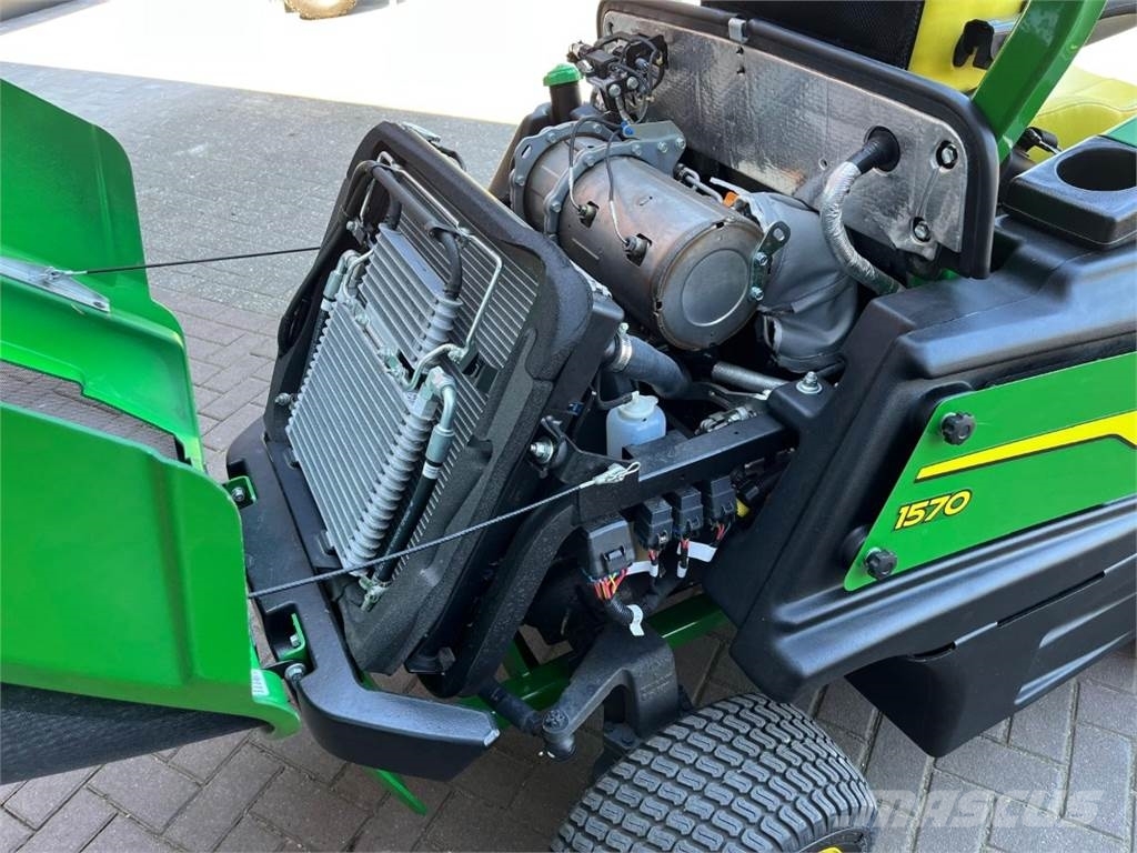 John Deere F1570 inkl. 1,52mtr. Mähwerk Mowers
