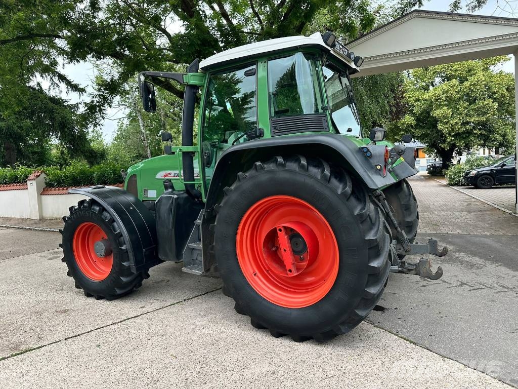Fendt Favorit 711 Vario Tracteur