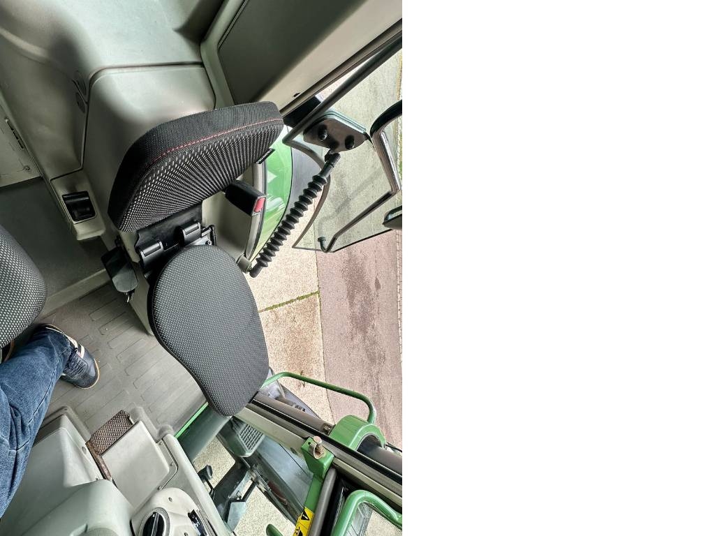 Fendt Favorit 711 Vario Tracteur