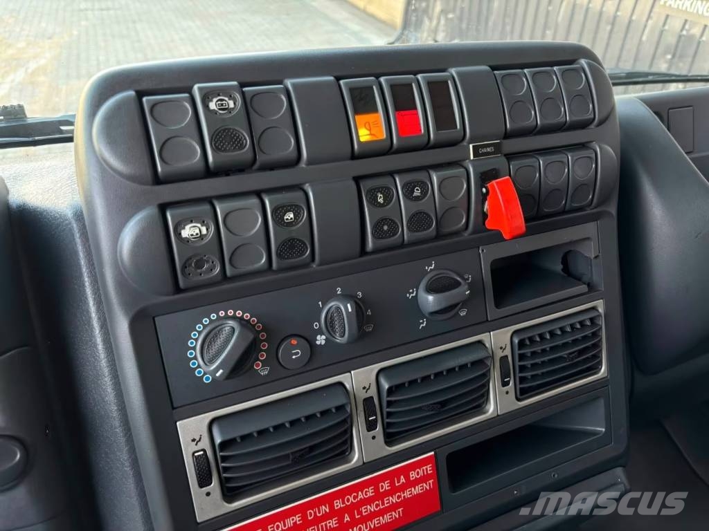 Iveco Eurocargo ML 140E25 Camiones de bomberos