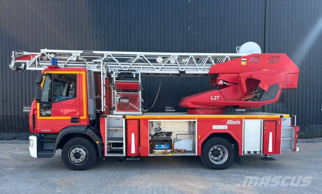 Iveco Eurocargo ML 140E25 Camiones de bomberos
