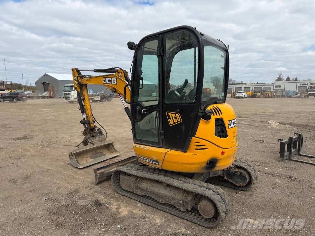 JCB 8025 ZTS Mini kotrók < 7t