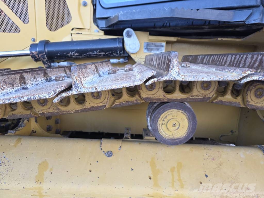 CAT D 3 LGP Bulldozer på larvebånd