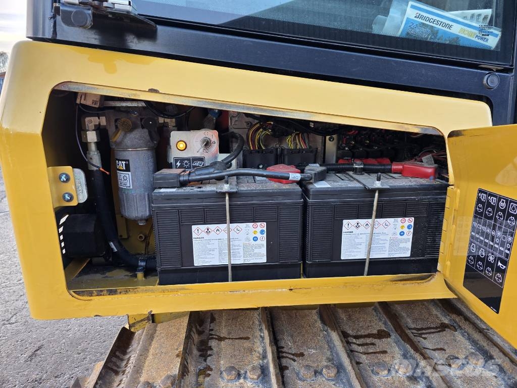 CAT D 3 LGP Bulldozer på larvebånd