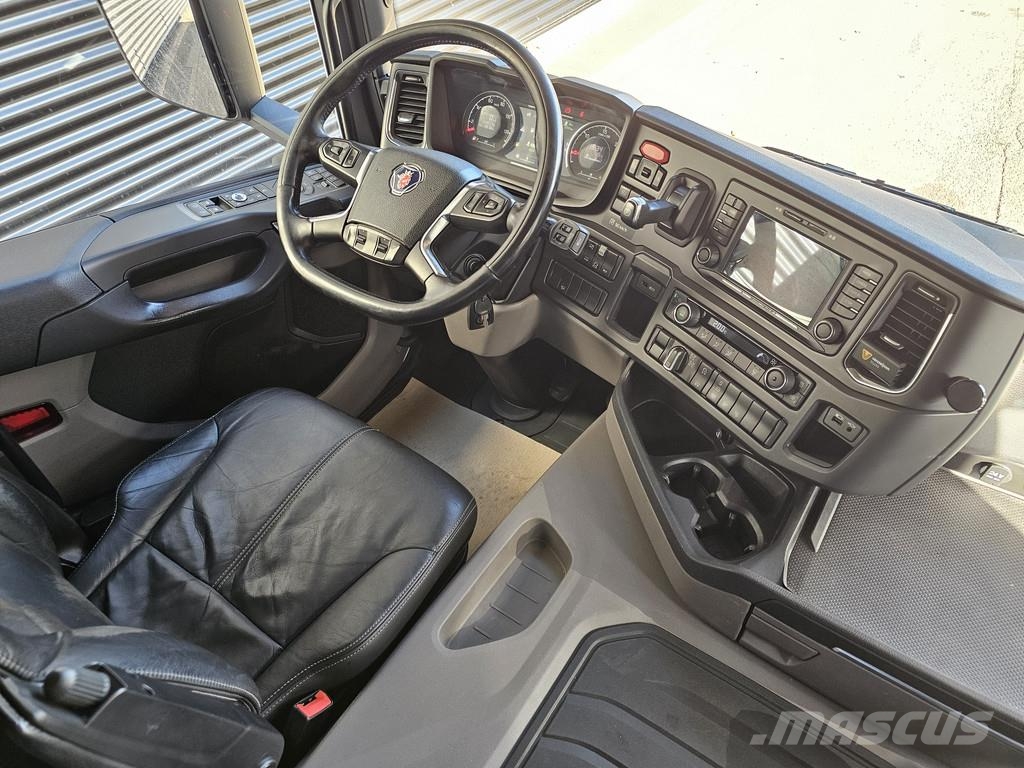 Scania G500 8x4/4 / HMF 50 tm + JIB + WINCH Smagās mašīnas ar celtni