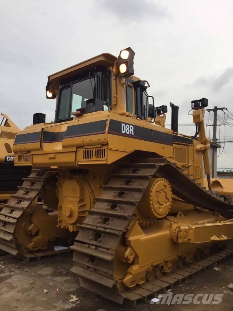 CAT D8R Crawler dozers