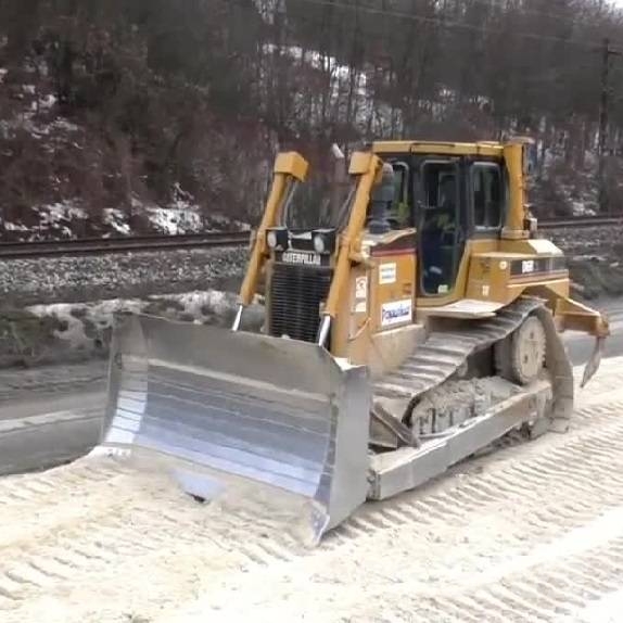 CAT D8R Crawler dozers